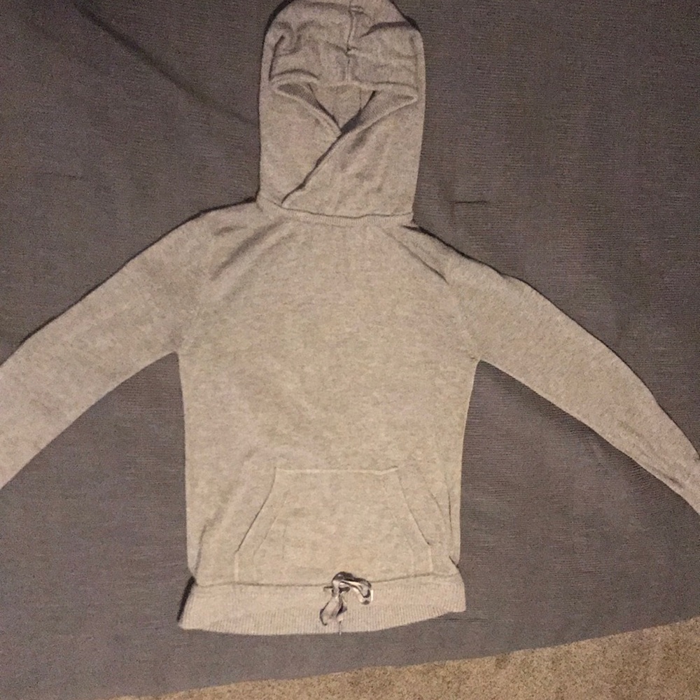 Heather grey lululemon hoodie sweater.